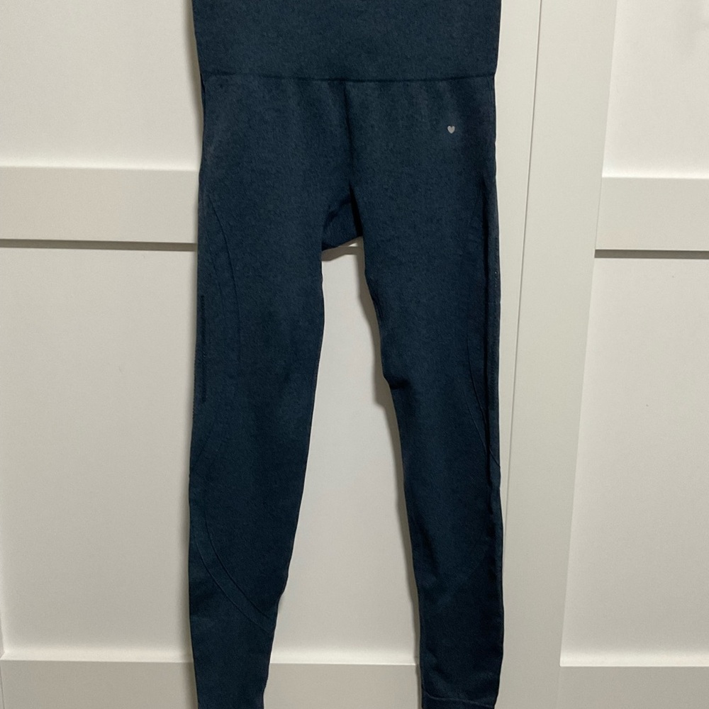 Women's Navy Blue High-Waisted Leggings
